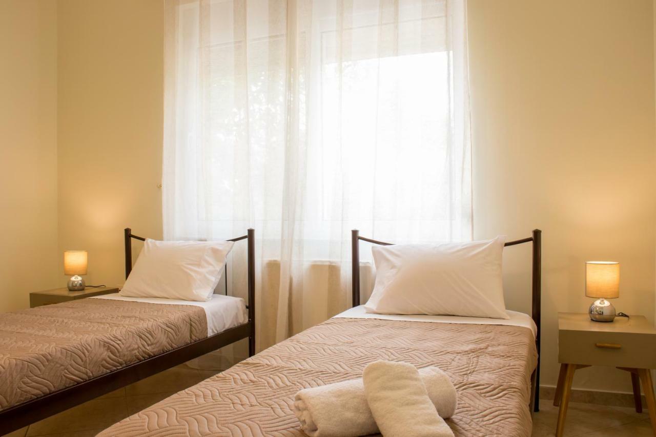 Physis Rental Estate Pigí Екстериор снимка